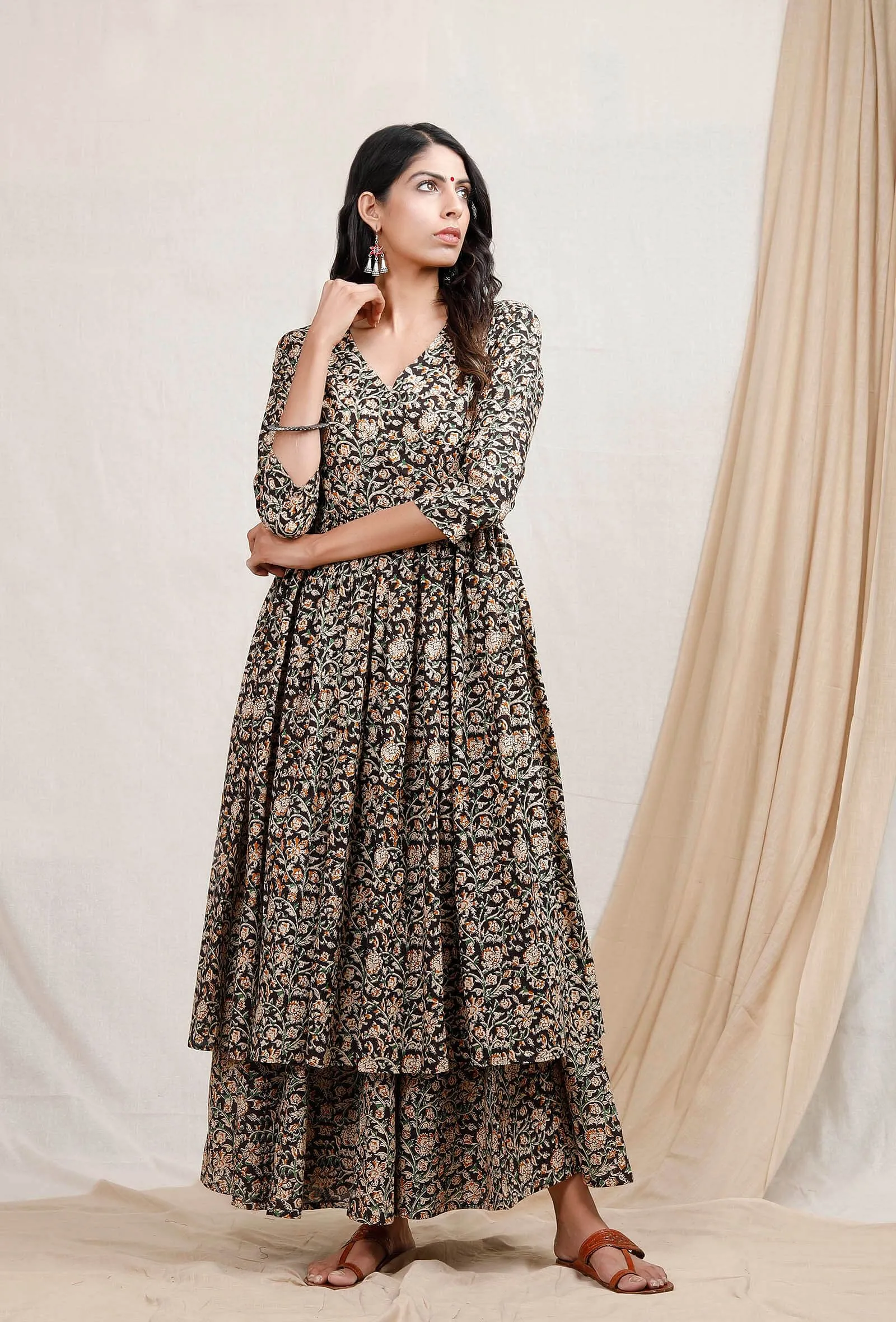 Set of 2: Black Kalamkari Printed Kurta and Skirt