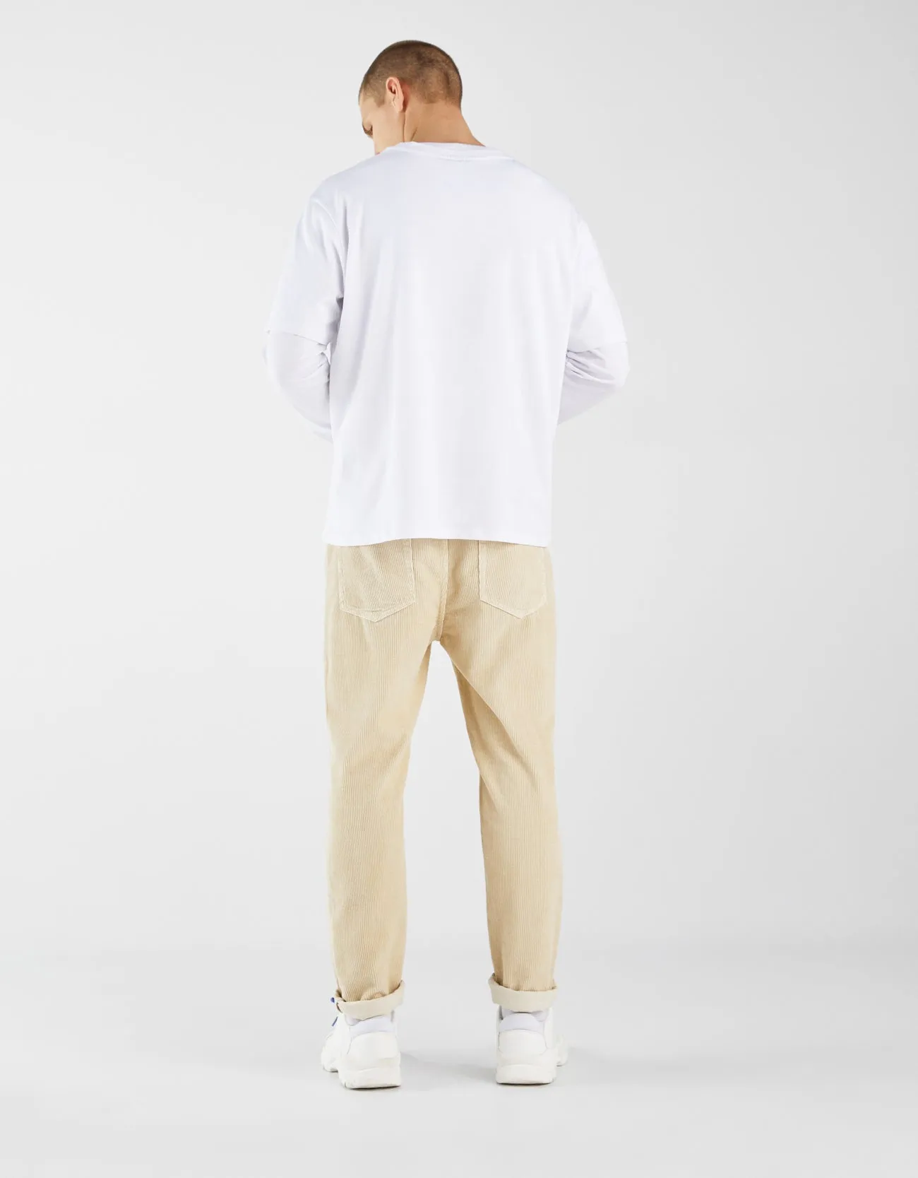 Slim fit corduroy carrot trousers